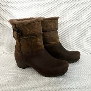 Dansko Stormy Dark Brown OIled Nubuck Leather Fur Foldover Clog Boots 41 NWOB